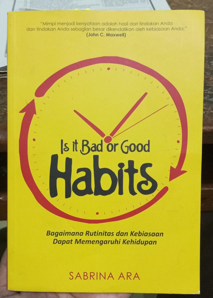 Berhenti Menilai Orang Lain, Saatnya Kenali Diri Sendiri Berhenti Menilai Orang Lain, Saatnya Kenali Diri Sendiri