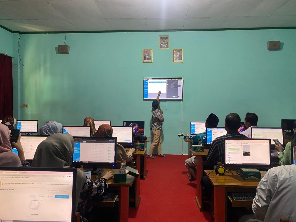 MA NU 01 Banyuputih Dorong Pendidikan Digital melalui Pijar Sekolah MA NU 01 Banyuputih Dorong Pendidikan Digital melalui Pijar Sekolah