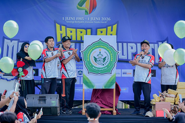 Harlah ke-41, MA NU 01 Banyuputih Gelar Jalan Sehat dan Launching Logo Baru Harlah ke-41, MA NU 01 Banyuputih Gelar Jalan Sehat dan Launching Logo Baru