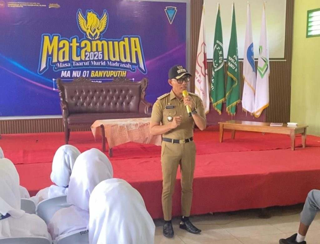Camat Banyuputih Motivasi Murid Baru MA NU 01 Banyuputih agar Semangat Raih Cita-cita